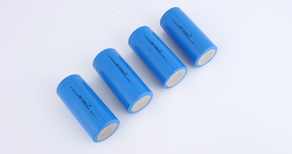 3.2V 32650 rechargeable battery supplier 3.2V 32650 rechargeable battery supplier